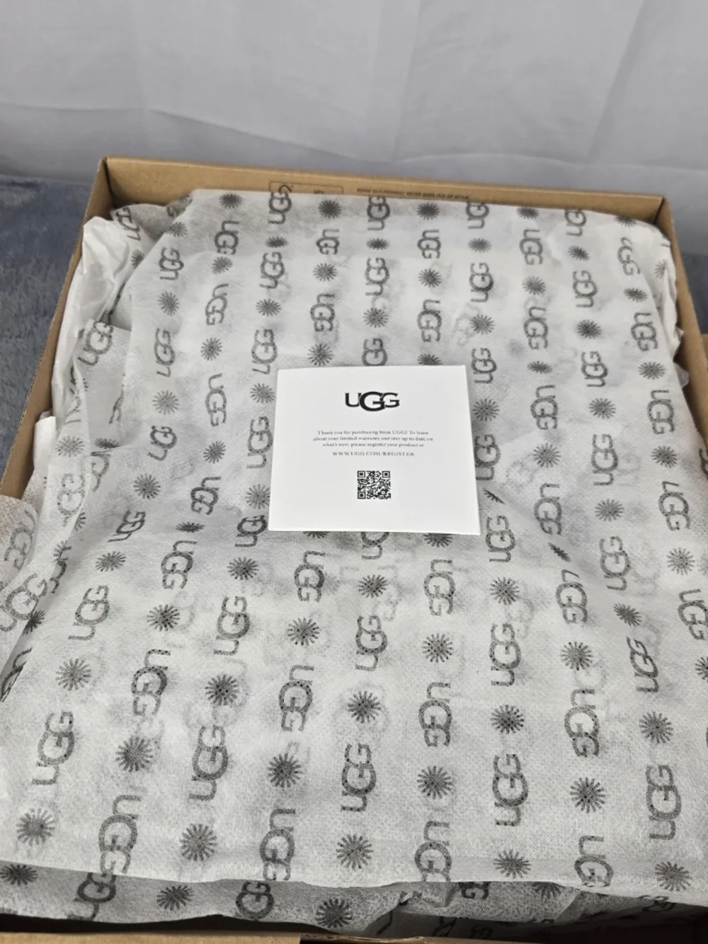 Ugg low Rain boots with fur inside Brand new